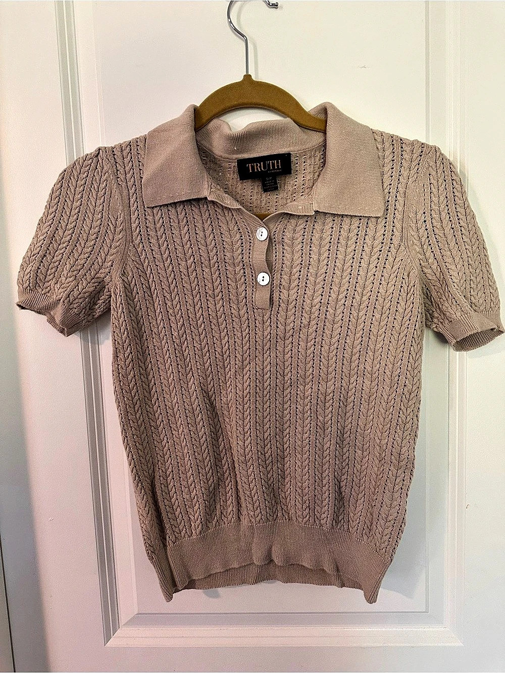 F21 Short Sleeve Knit Polo in Pink Like New